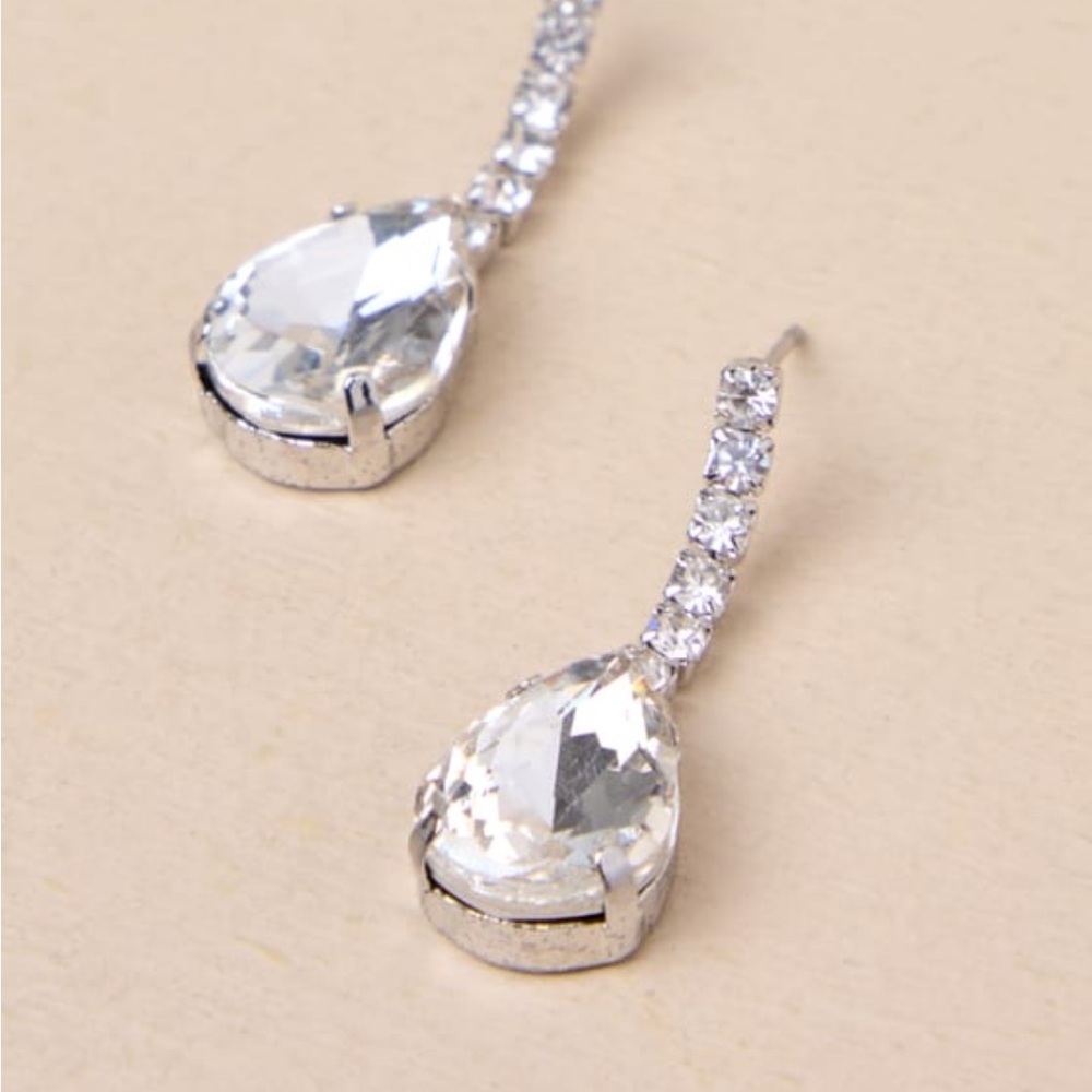 Silver earrings - Picture 3 of 3